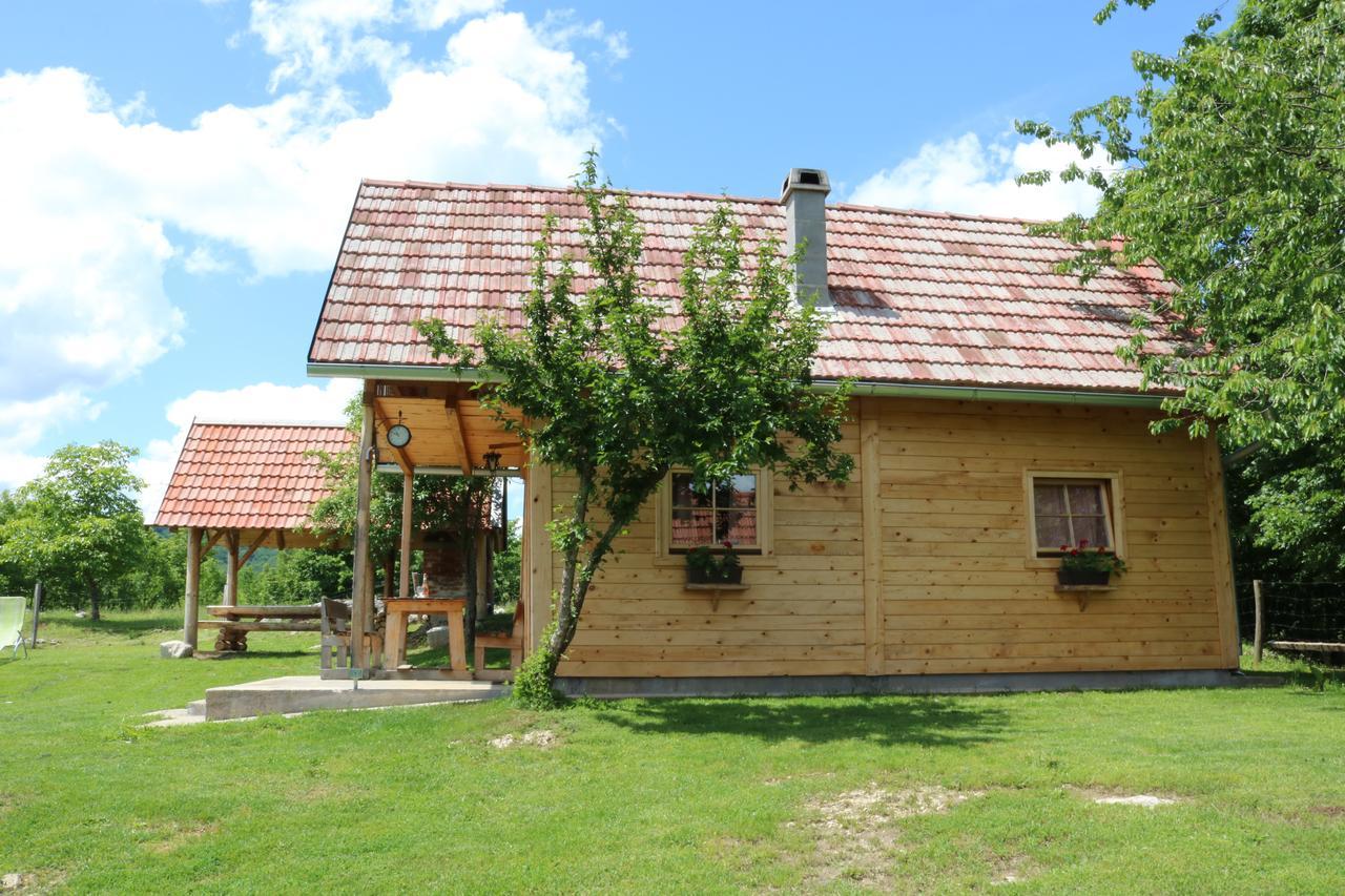 Apartment Iko *